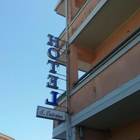 מלון Santa Caterina 3*